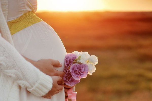 Алкоголь під час вагітності: чи можна пити вагітним