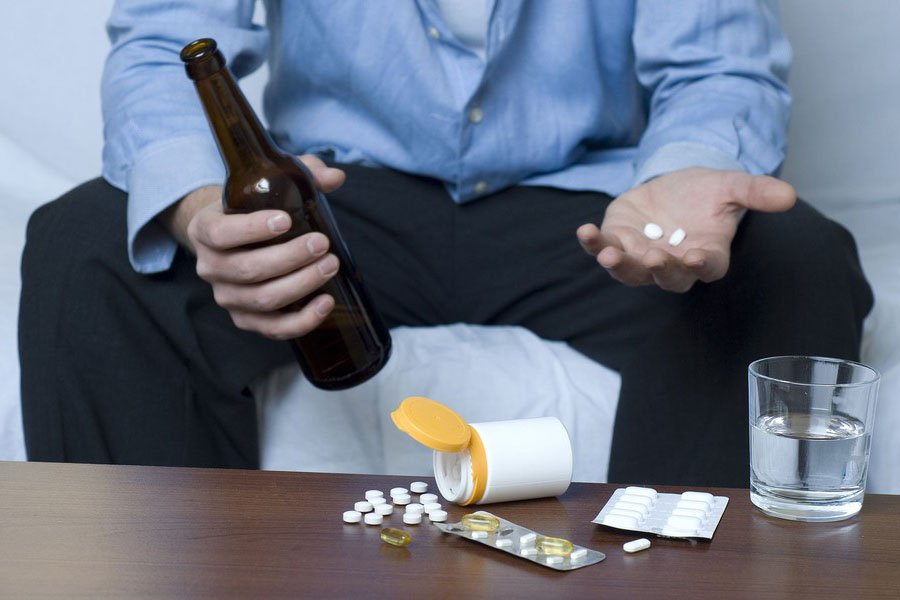Антибіотики і алкоголь: сумісність та наслідки