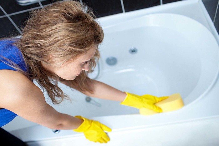 Чим мити ванну перед купанням малюка: побутова хімія і народні засоби, ніж чистити не можна
