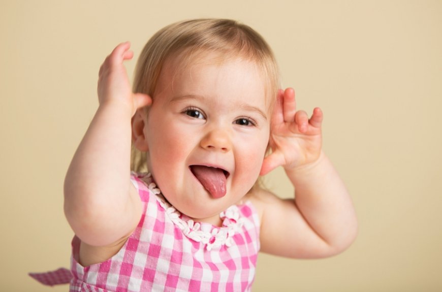 Що повинен уміти дитина в 1 рік і 5 місяців: особливості й норми розвитку