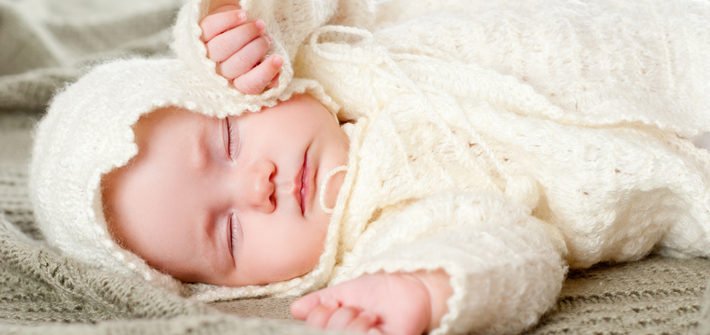 Що дитина повинна вміти в 1 місяць: догляд та розвиток новонародженого