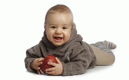 Що дитина повинна вміти в 6 місяців: розвиток, вага, зріст, як грати