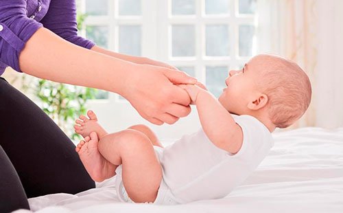 Гімнастика для дитини 6 місяців: рекомендації та техніка проведення зарядки
