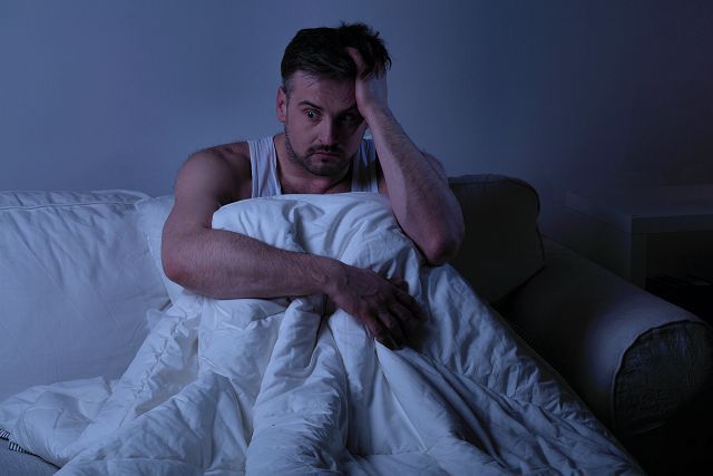 Як заснути з похмілля: причини безсоння після алкоголю