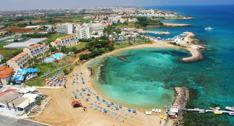 Кіпр: куди краще їхати з дітьми: опис готелів, популярних курортів та розваг