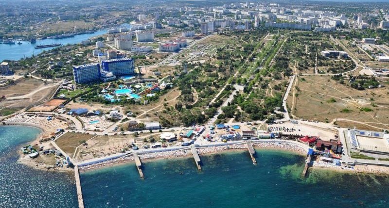 Куди сходити з дитиною в Севастополі: памятки, парки та розважальні центри