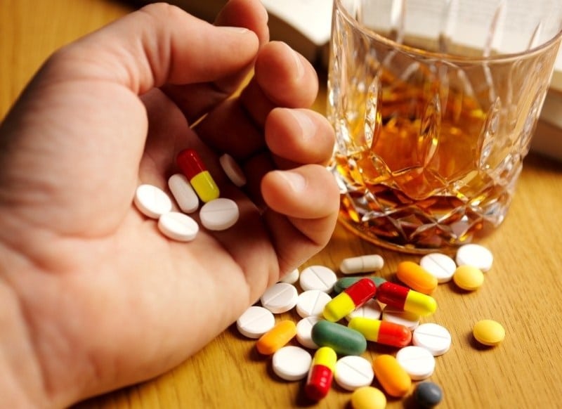 Ліки, несумісні з алкоголем, що призводять до смерті: список