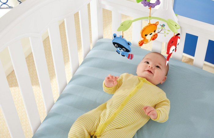 Мобіль на ліжечко для новонароджених: рейтинг кращих, як вибрати з фото