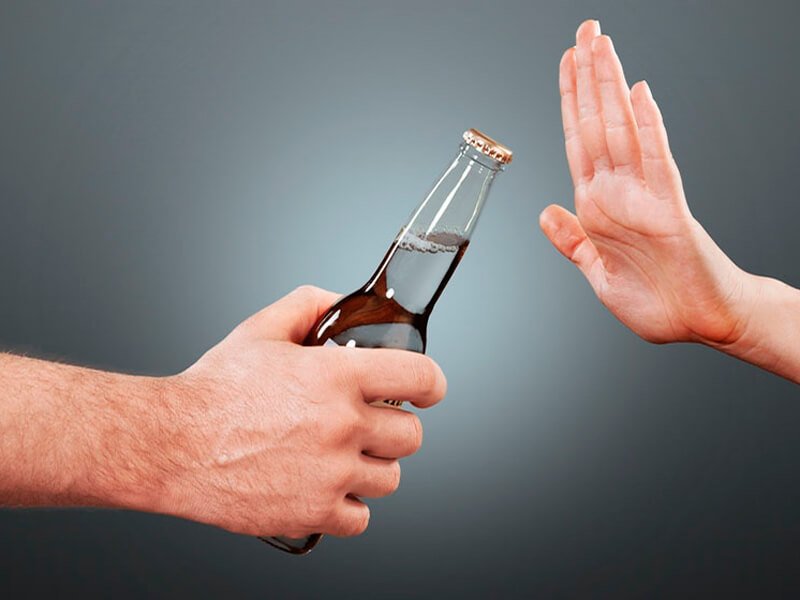 Причини алкоголізму у чоловіків, жінок і підлітків