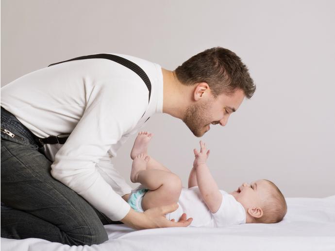 Роль батька у вихованні дитини: яким повинен бути для сина й дочки