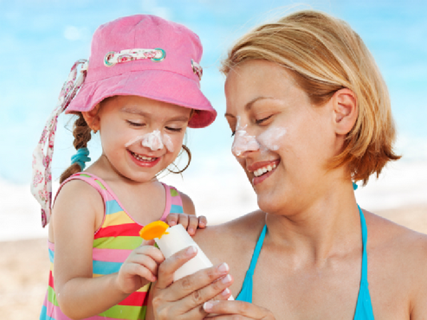 Сонцезахисний крем для дітей до року: рейтинг коштів і як вибрати правильно