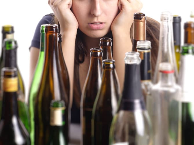 Жіночий алкоголізм: ознаки, симптоми, стадії, лікування