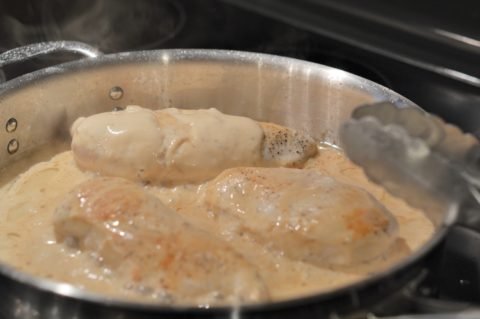 Куряча грудка (філе) на сковороді   8 рецептів