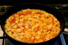 Рис з куркою на сковороді   7 рецептів як смачно приготувати