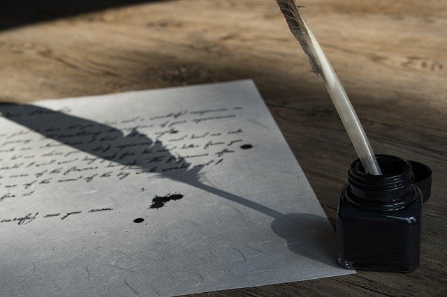 18 методів: як стерти ручку, як вивести пляму від чорнила кулькової ручки, як відіпрати чорнило