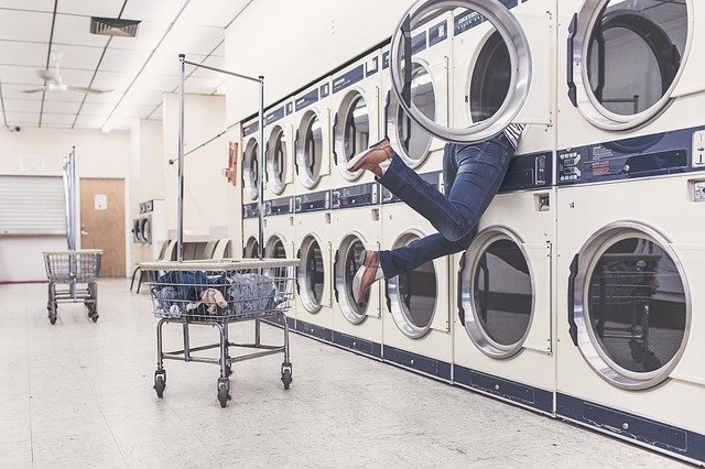 6 способів: як почистити пральну машину від накипу, плісняви, іржі