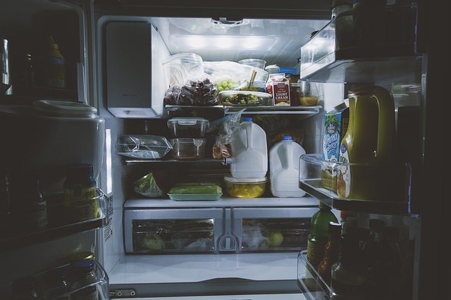Як прибрати запах з холодильника в домашніх умовах, як видалити запах з холодильника