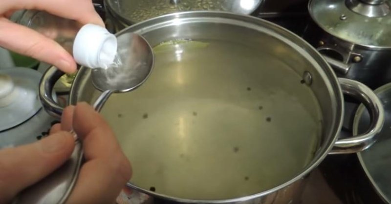 Маринована капуста швидкого приготування — швидко і дуже смачно
