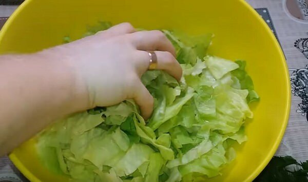 Цікаві салати на Новий рік 2020: рецепти з фото, прості і смачні (відео)
