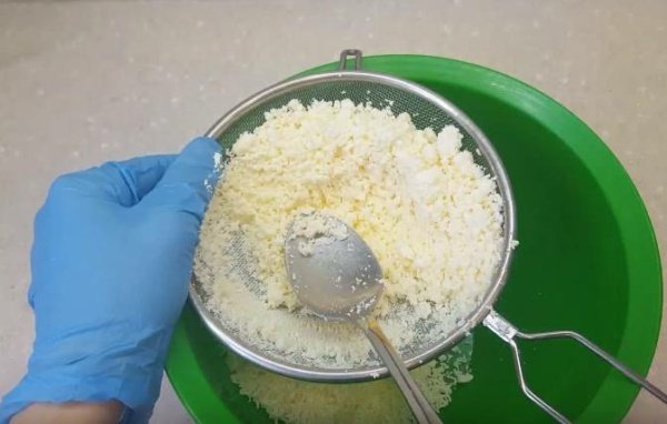 Сирна Паска заварна – 7 рецептів паски з сиру