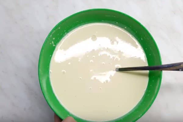 Млинці на молоці — рецепти тонких млинчиків з дірочками