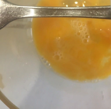 Готуємо щавлевий суп — рецепти першого страви з яйцем