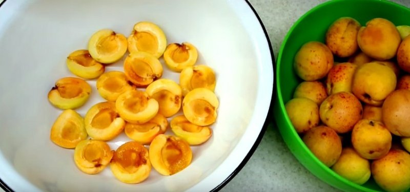 Варення з абрикосів без кісточок на зиму — рецепти густого абрикосового варення