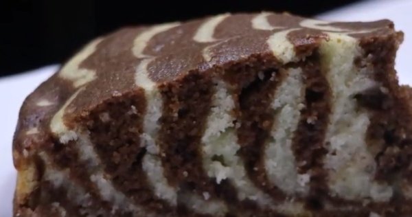 Манник на кефірі — 9 рецептів дуже смачного і повітряного манного пирога