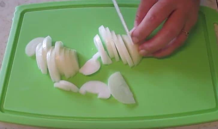 Борщ на зиму в банках: прості рецепти з капустою (фото покроково, відео)