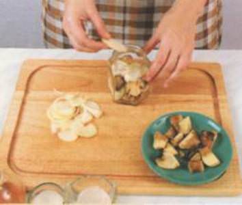 Білі гриби мариновані на зиму: рецепти приготування з фото, відео