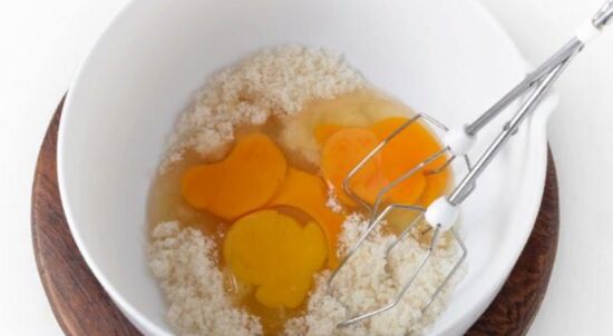 Апельсиновий пиріг в духовці — 7 простих рецептів
