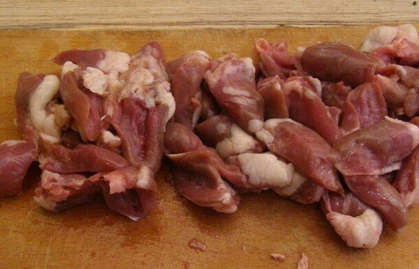 Курячі сердечка: рецепт приготування на сковороді (фото покроково)