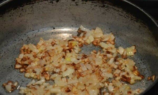 Курячі сердечка: рецепт приготування на сковороді (фото покроково)