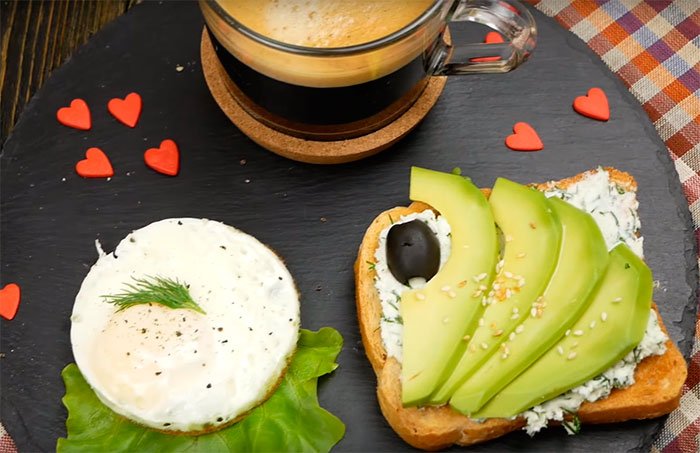 Сніданок для коханих: що приготувати на сніданок 14 лютого в день всіх закоханих