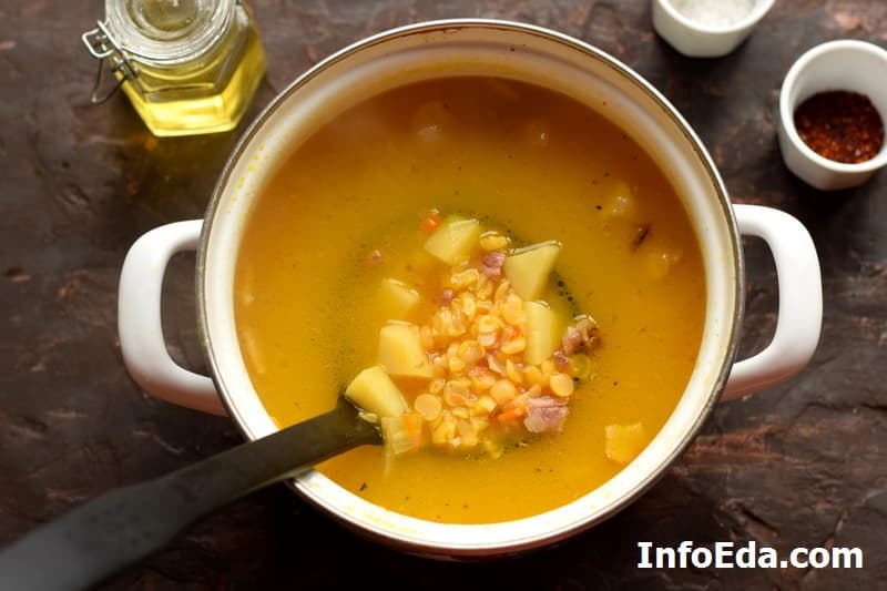 Гороховий суп з копченими реберцями: покроковий рецепт з фото