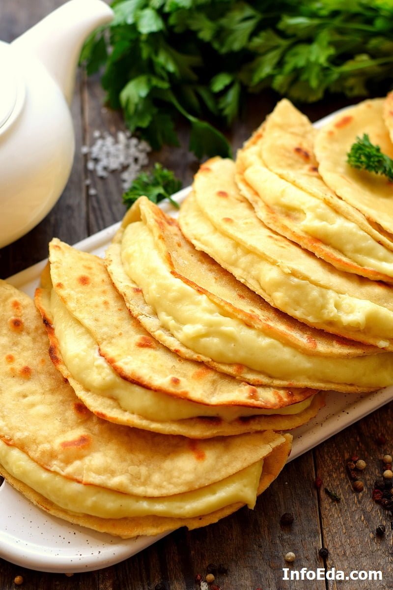 Кыстыбый з картоплею по татарськи: рецепт з фото