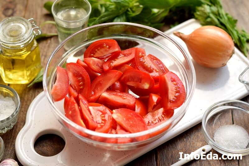 Мариновані помідори швидкого приготування з часником і зеленню: рецепт з фото