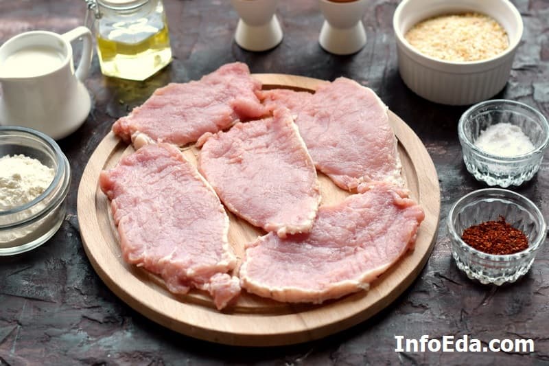 Відбивні зі свинини на сковороді: покроковий рецепт з фото