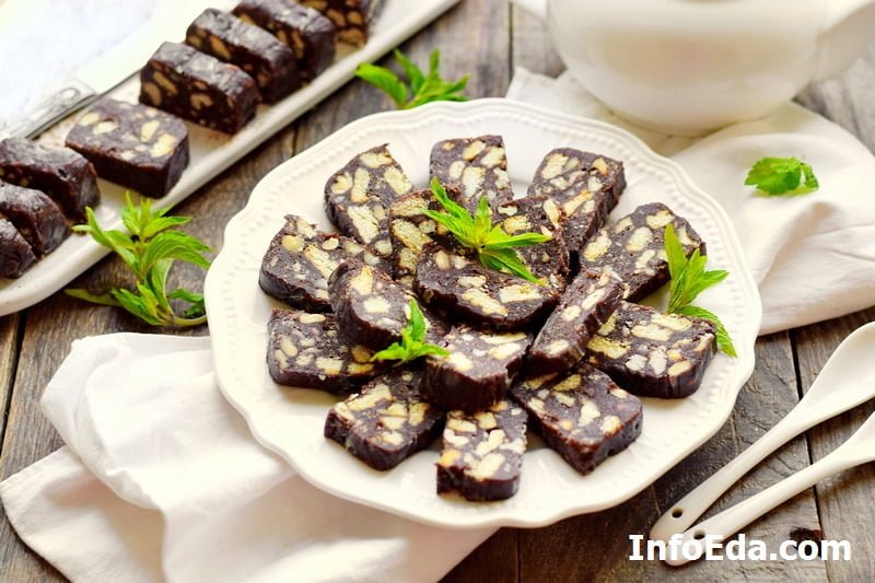 Шоколадна ковбаса з печива: покроковий рецепт з фото