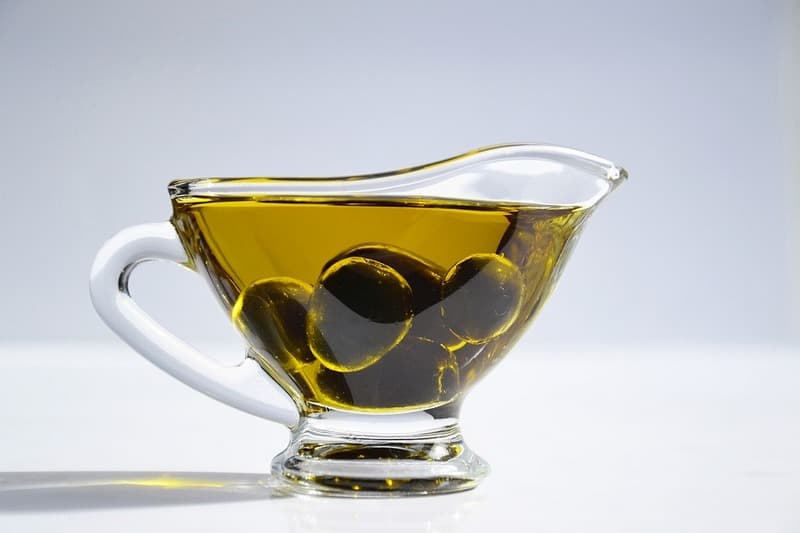 Скільки оливкової олії в столовій ложці і чайною?
