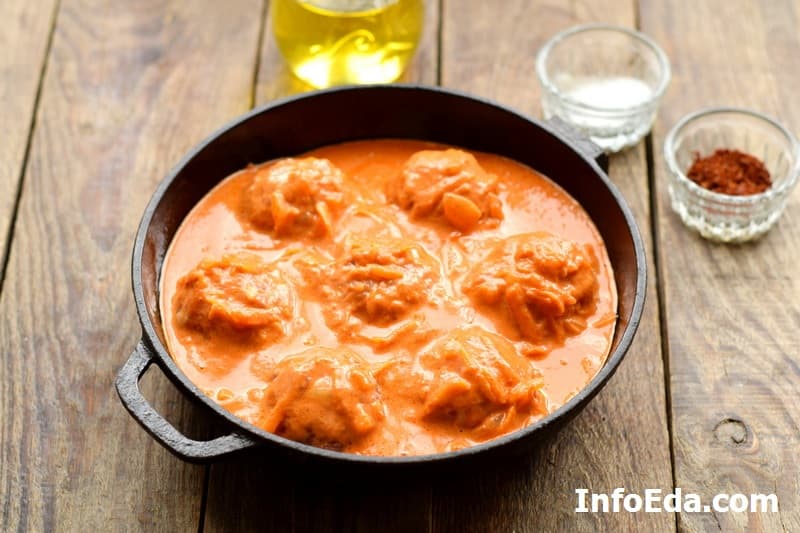 Тефтелі з рисом в томатному соусі: покроковий рецепт з фото