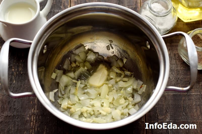 Гарбузовий суп пюре з вершками: класичний рецепт